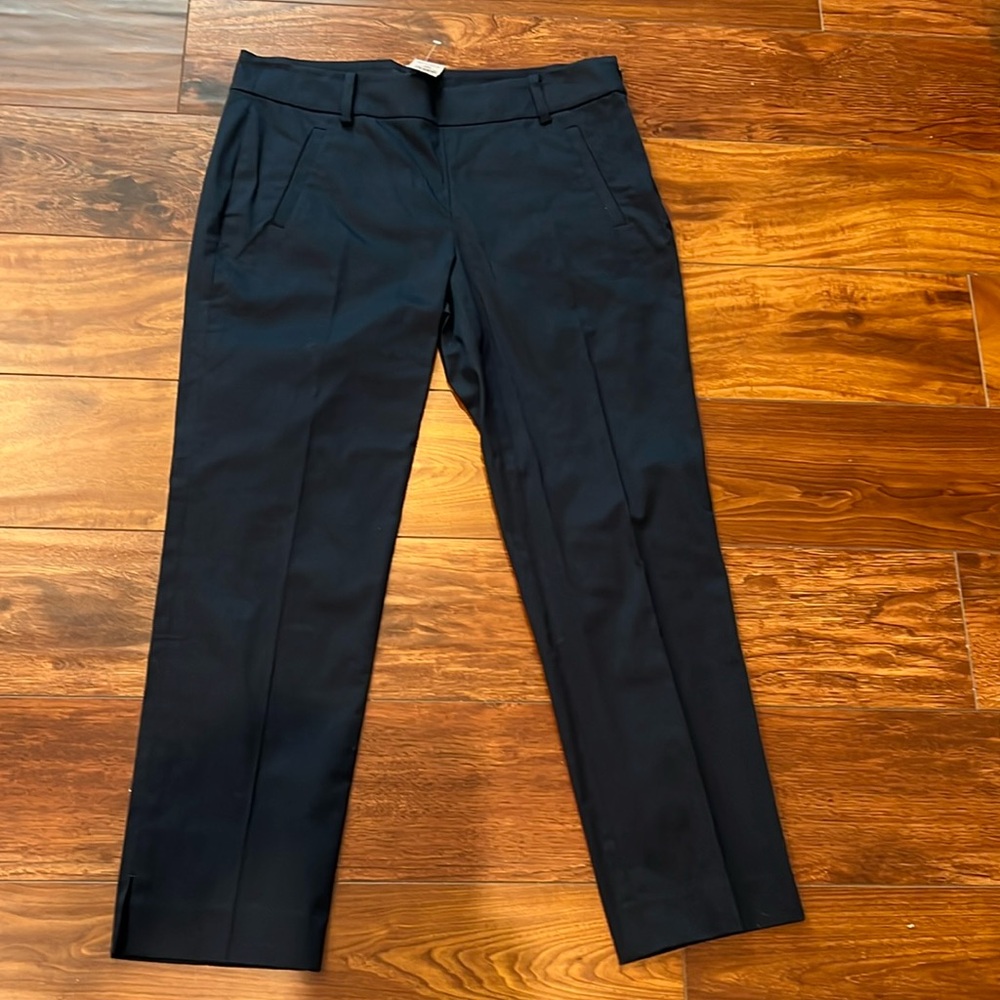 New Ann Taylor Navy Blue Capris Pants, Size 4P, NWT